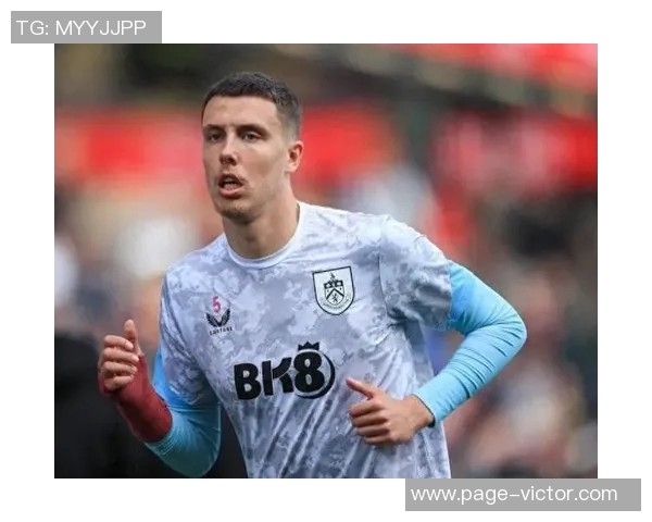 天空消息伯恩利盯上西汉姆中场普劳斯作为库伦替代人选