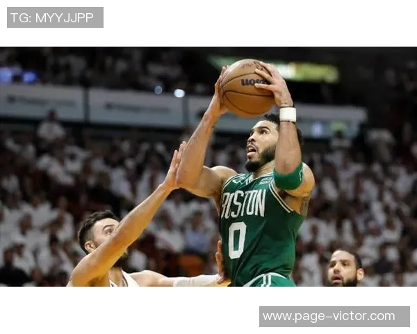 小波特半场表现低迷仅得7分正负值惨淡创下最低纪录